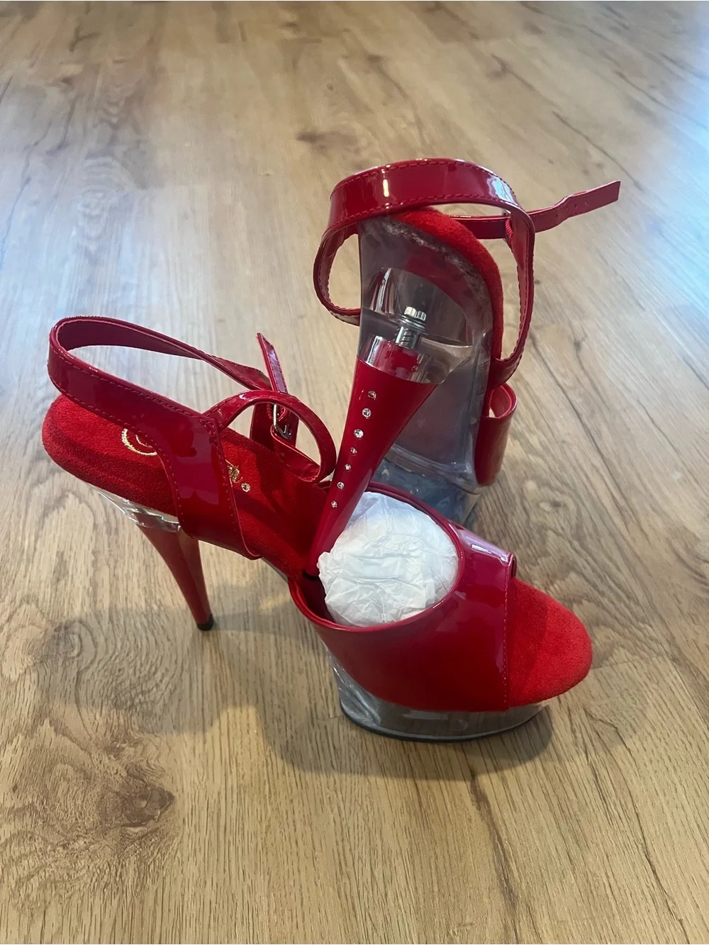 Pleaser 6 inch Red platform heels - Picture 3 of 5